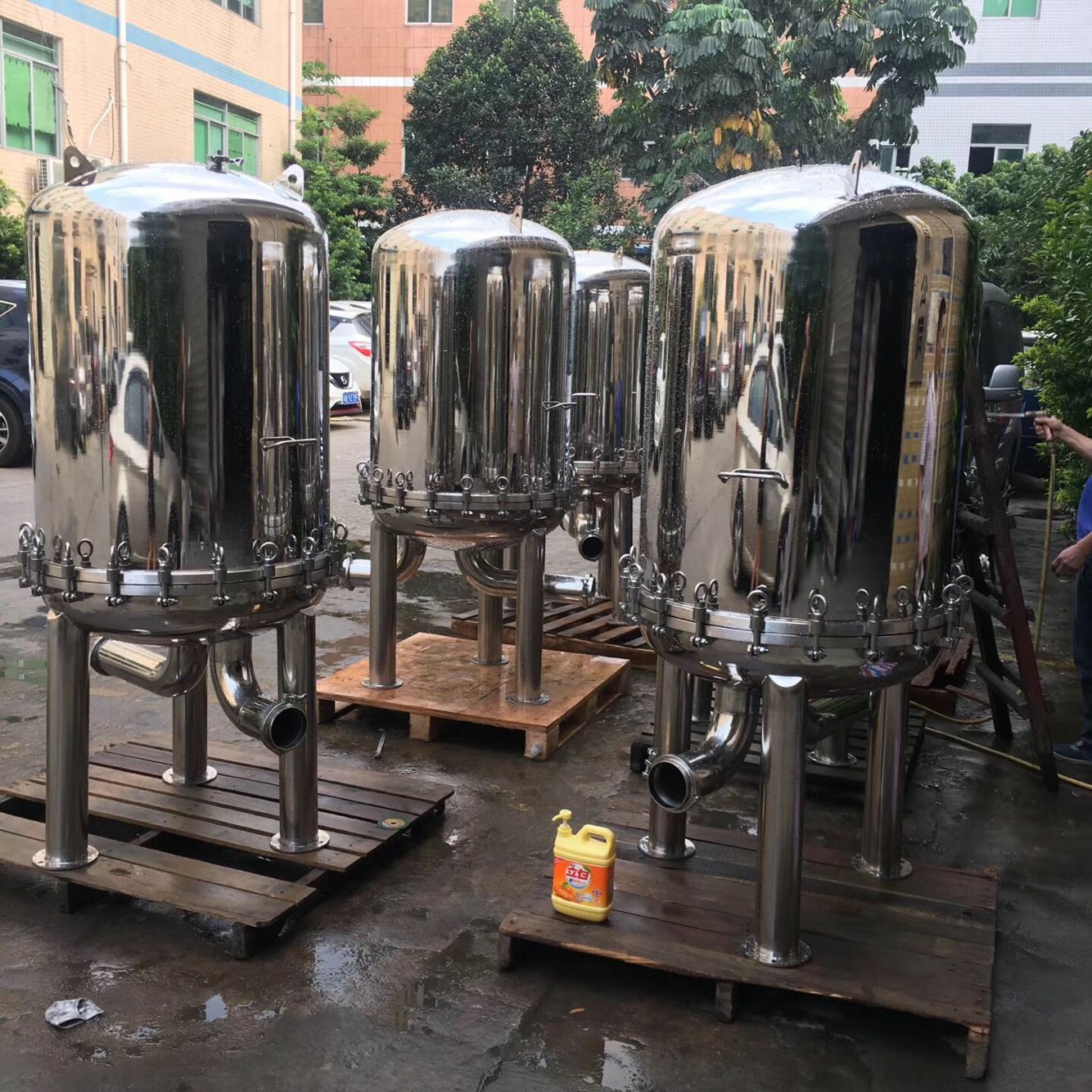 不銹鋼精密過濾器的濾芯數量有多少？